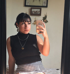 Meet your Posher, Jazmin